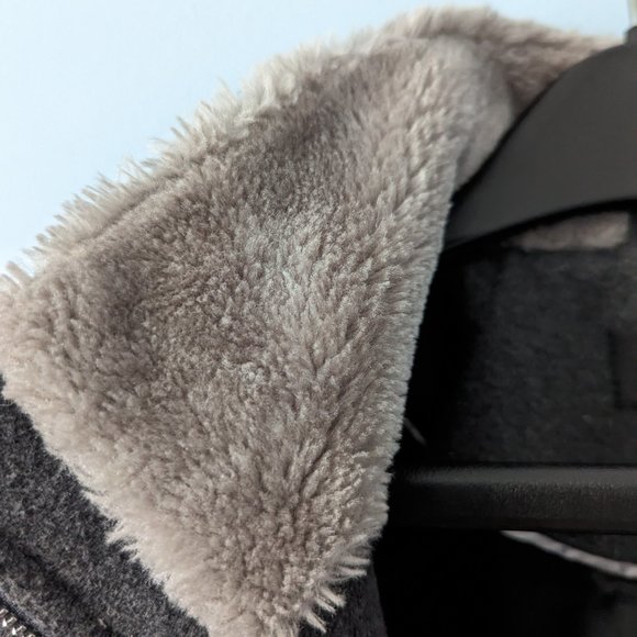 DKNY Women Winter Coat - Size Medium - Picture 6 of 10